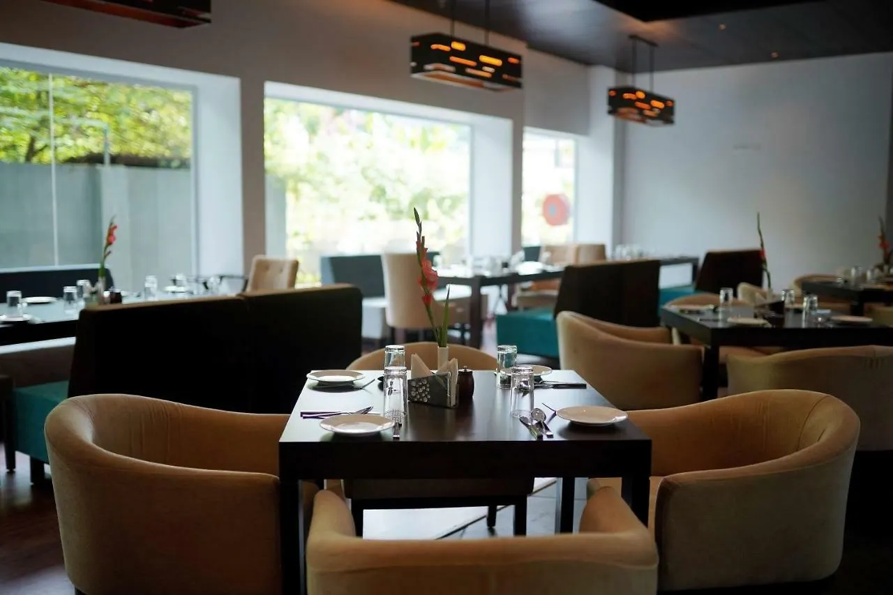 The Terrace By Ladder Mgd By Citrine Hotel Thiruvananthapuram